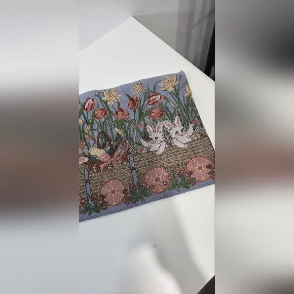 Vintage Long Easter Table Runner 11 1/2 W X 70L - Picture 4 of 4